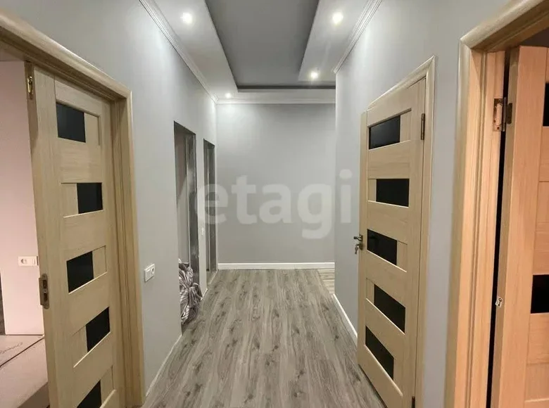 Kvartira 3 xonalar 90 m² Samarqandda