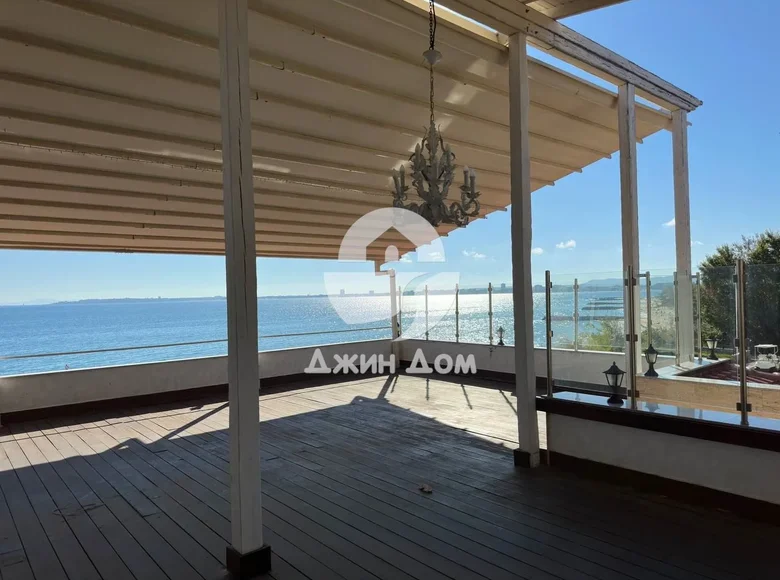 Restaurant in ERSTER MEERESLINIE im Komplex Casa Real, Sveti Vlas