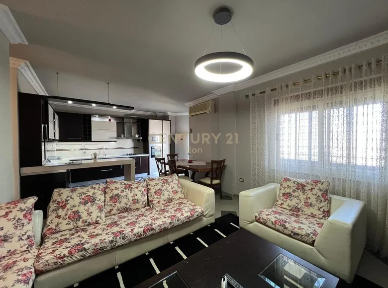 Mieszkanie 4 pokoi 148 m² Bashkia Durres, Albania