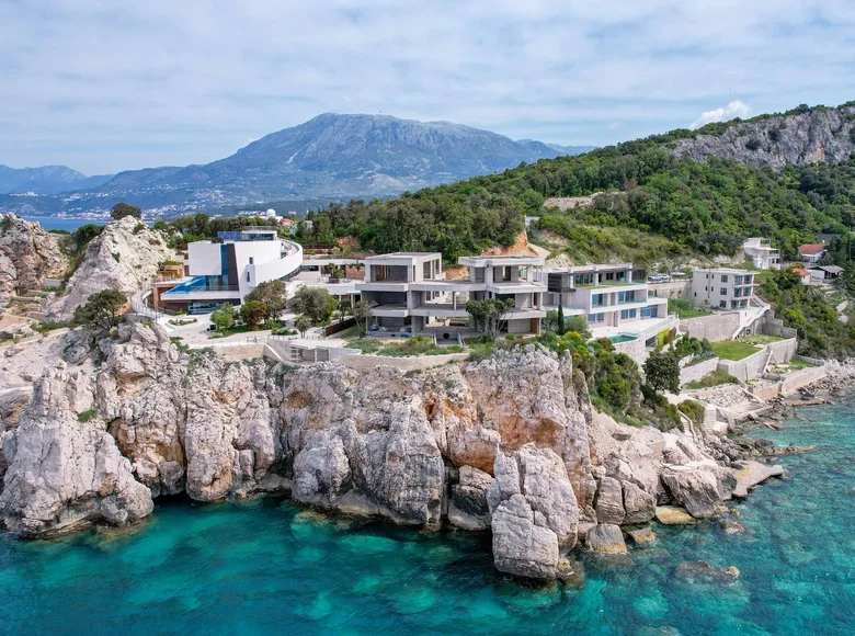 Villa 15 zimmer 1 046 m² Montenegro, Montenegro