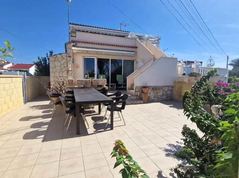 3 bedroom house 107 m² Torrevieja, Spain