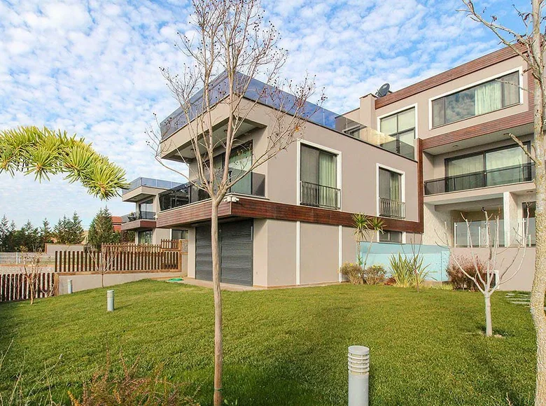 Villa de 5 habitaciones 500 m² Aydinpinar, Turquía