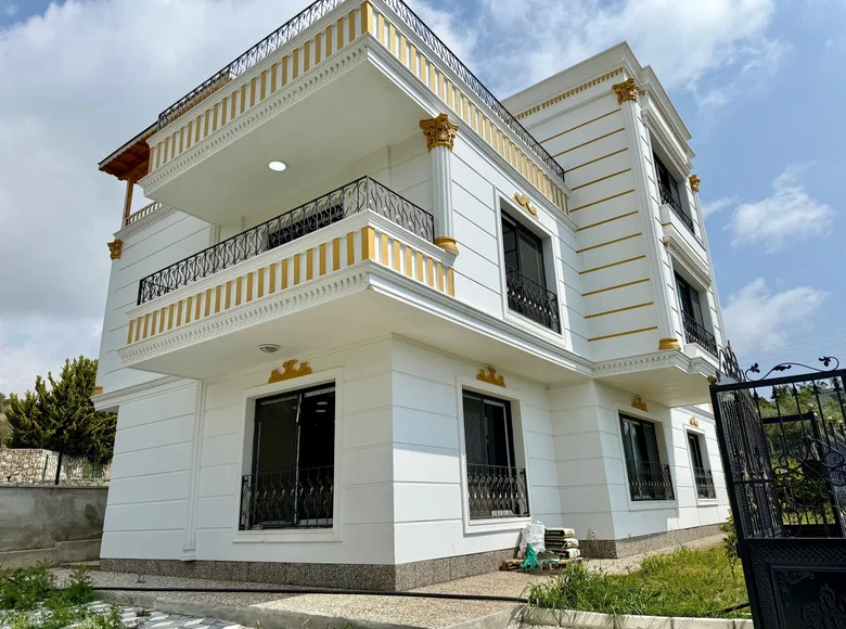 Вилла 8 комнат 350 м² Мезитли, Турция