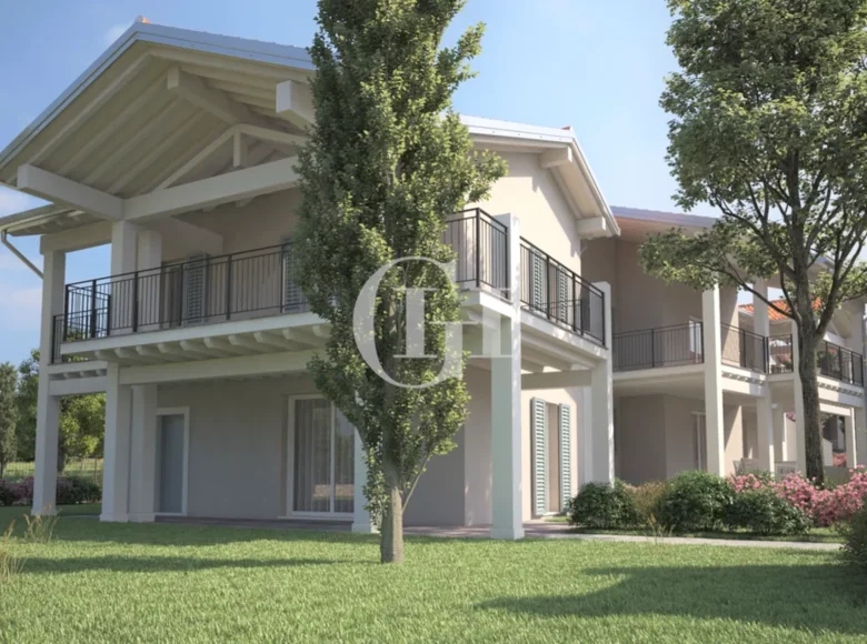 Mieszkanie 4 pokoi 119 m² Manerba del Garda, Włochy