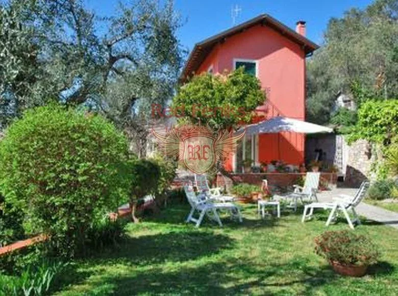 3-Zimmer-Villa 152 m² Imperia, Italien