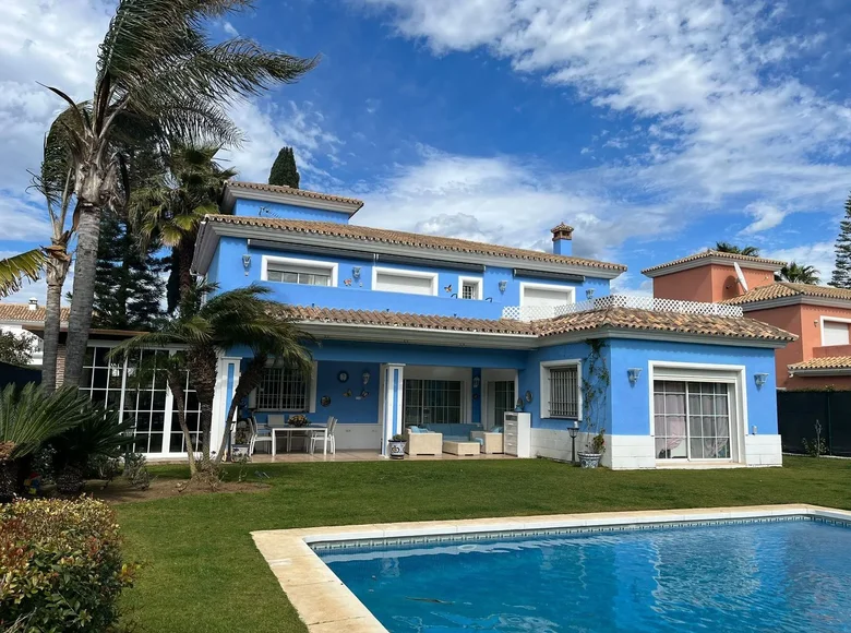 Haus 5 Schlafzimmer 450 m² San Pedro Alcantara, Spanien