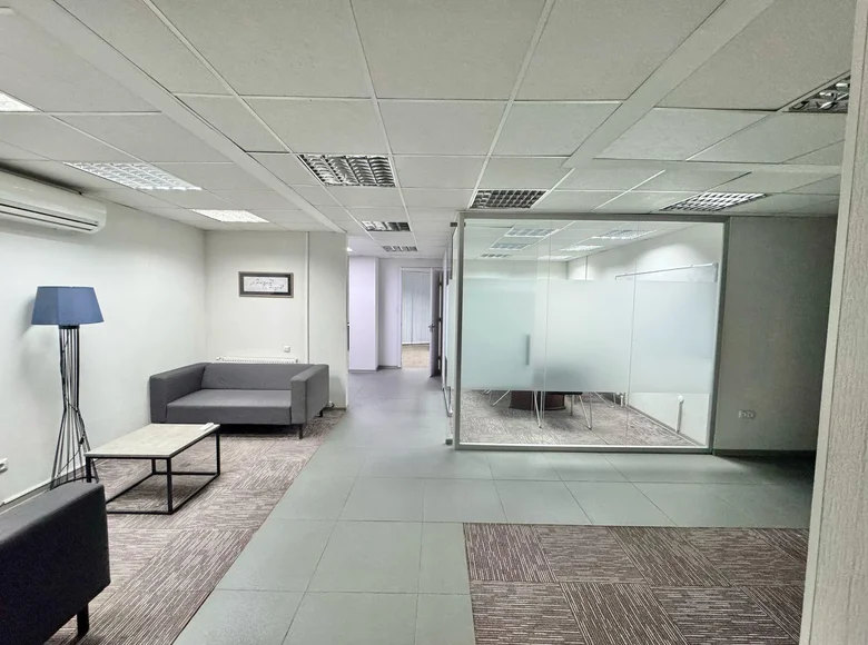 Oficina 217 m², Georgia