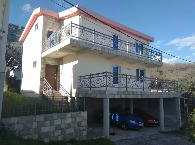 3-Schlafzimmer-Villa 225 m² Susanj, Montenegro
