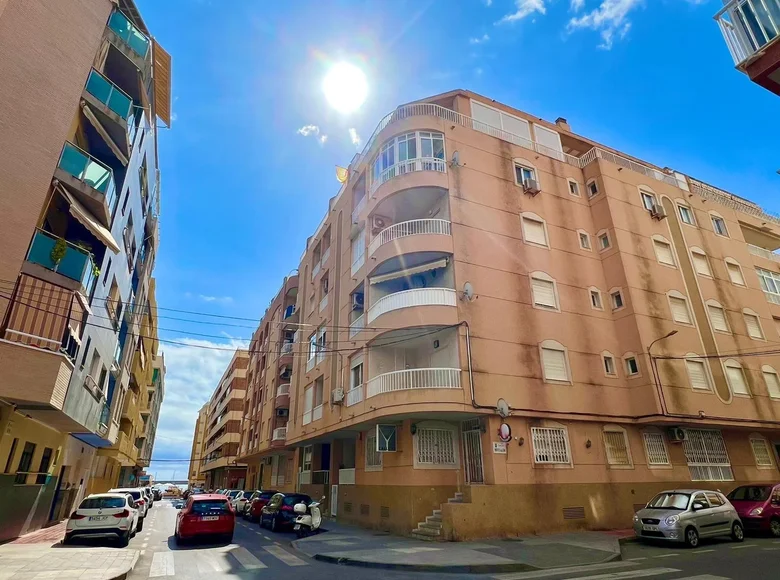 2 bedroom apartment  Torrevieja, Spain