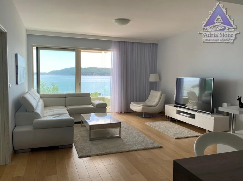 Apartamento 3 habitaciones 149 m² Rafailovici, Montenegro