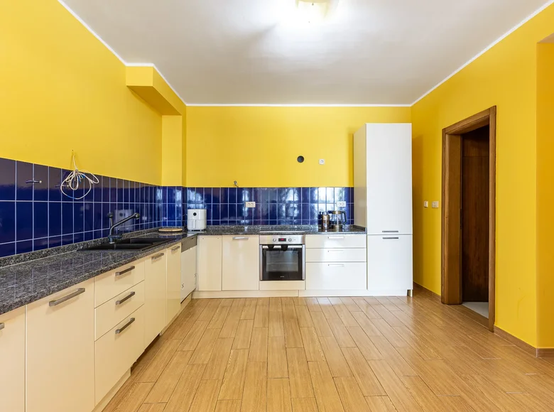 Casa 4 habitaciones  Kunje, Montenegro