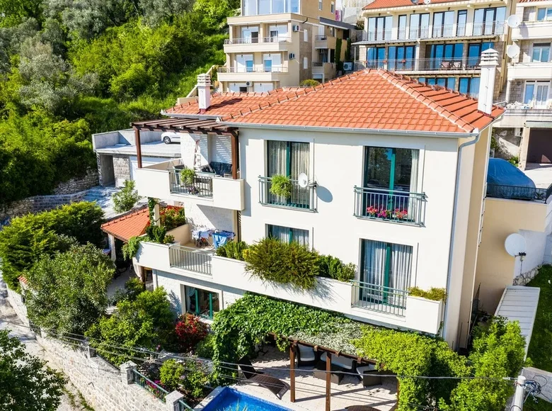 villa de 3 chambres 240 m² Tivat, Monténégro