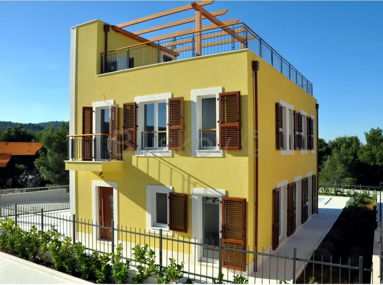 Villa 4 pièces 188 m² Splitska, Croatie