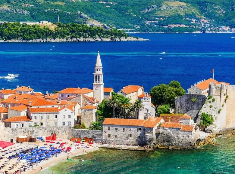 Mieszkanie 2 pokoi 78 m² Budva, Czarnogóra