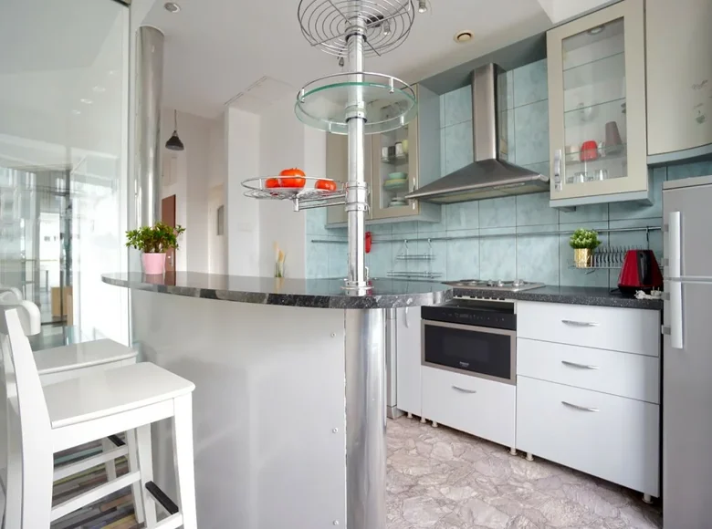 3 room apartment 69 m² Warsaw, Poland