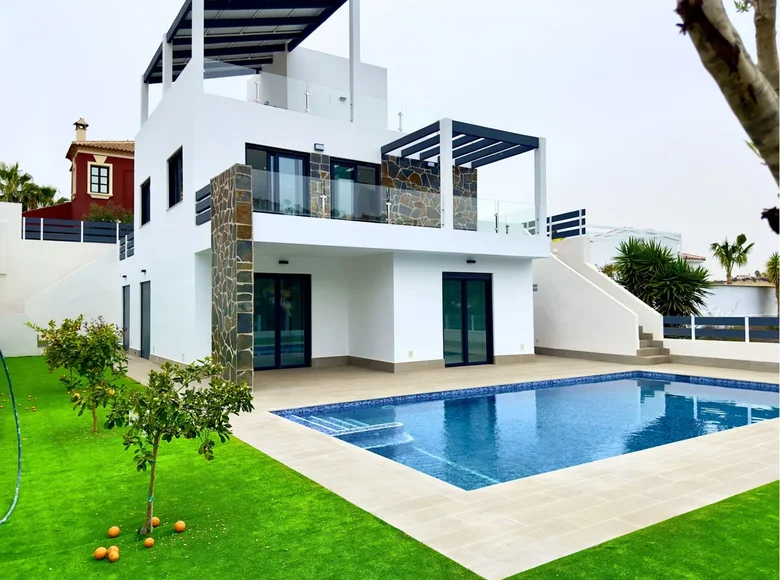 Villa de 4 dormitorios 260 m² Rojales, Španjolska