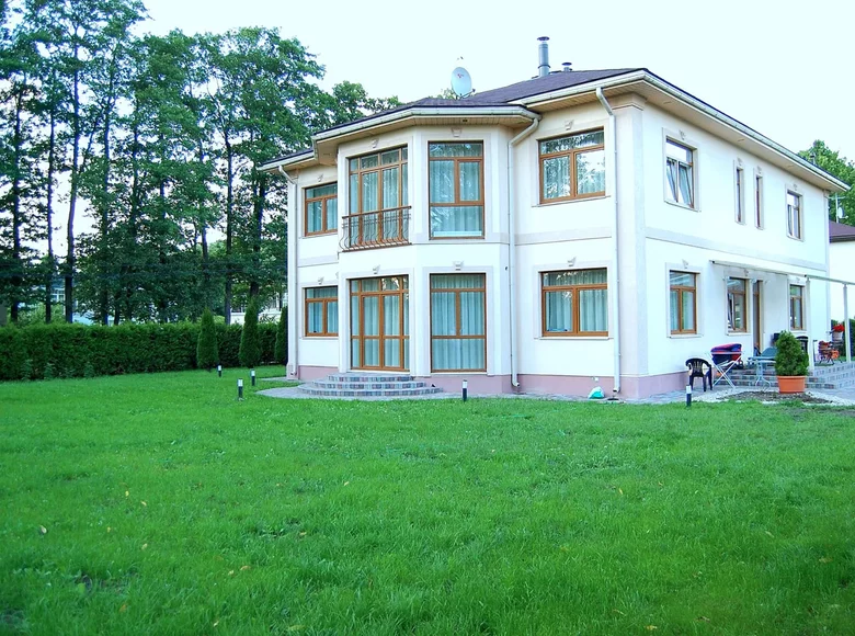 Дом 6 комнат 500 м² Рига, Латвия