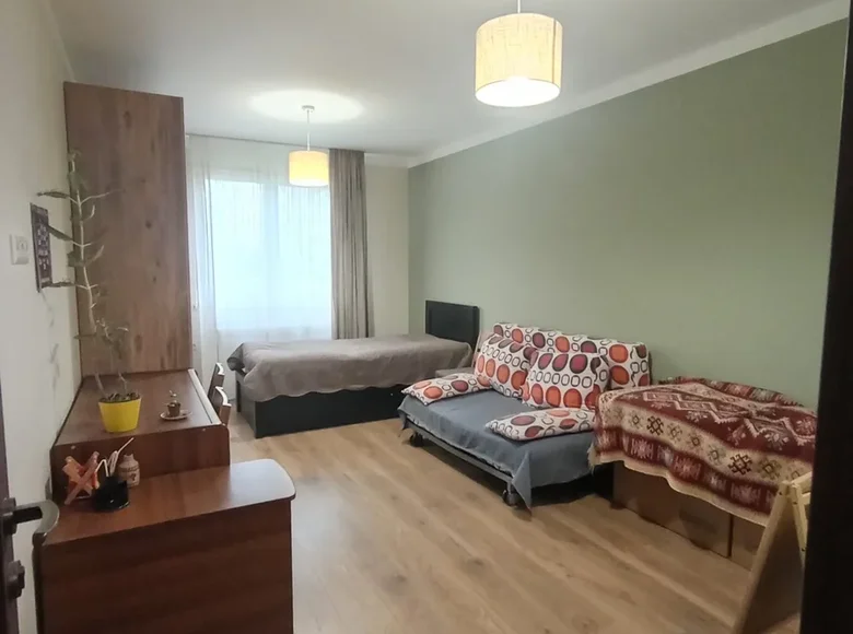 Mieszkanie 4 pokoi 96 m² Tbilisi, Gruzja