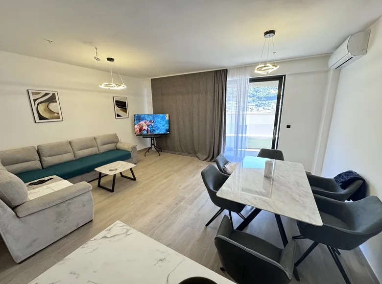 2 bedroom apartment 81 m² Becici, Montenegro