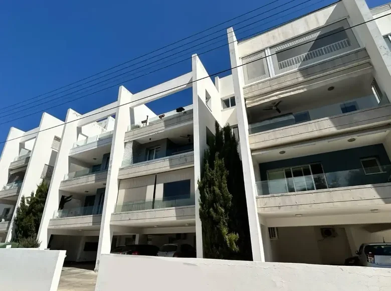 Appartement 2 chambres  Limassol, Bases souveraines britanniques