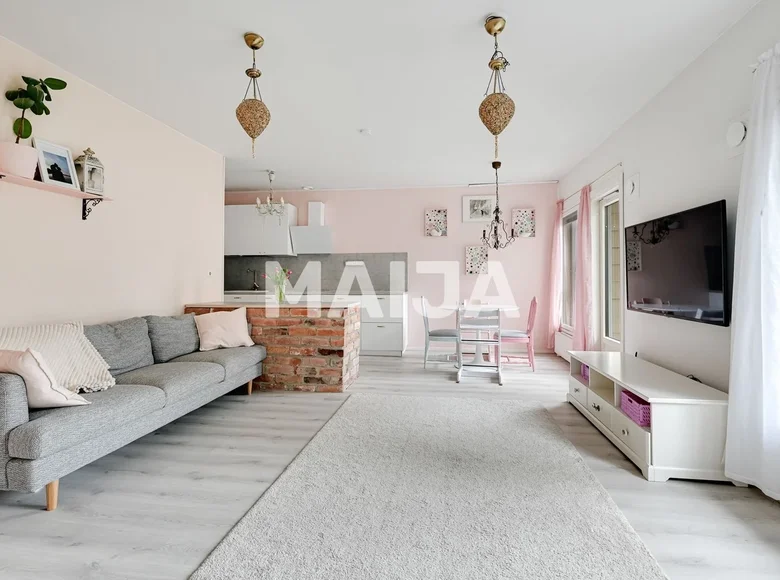 Mieszkanie 3 pokoi 74 m² Kerava, Finlandia