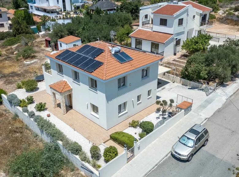 4 bedroom house 176 m² Tala, Cyprus