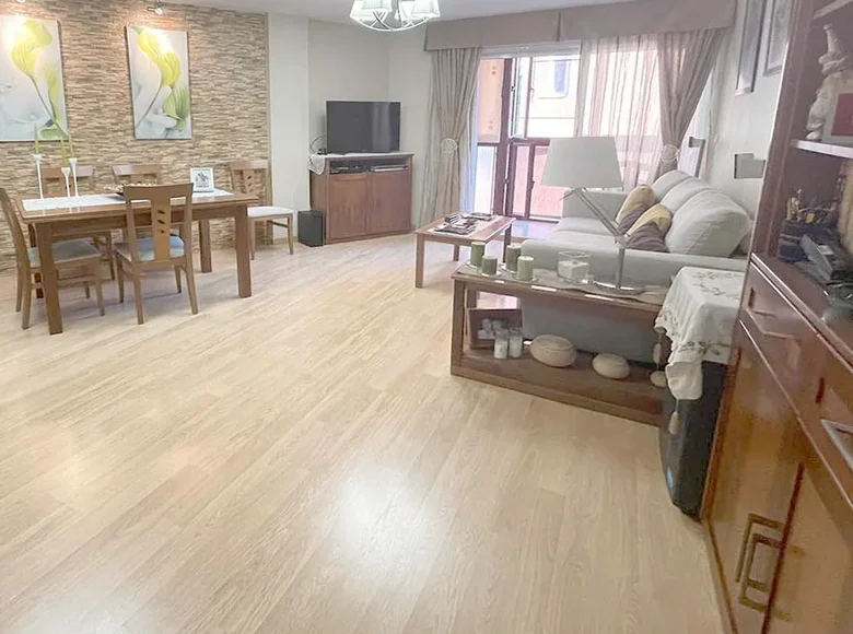 Apartamento 3 habitaciones 130 m² Izhevsk, Rusia