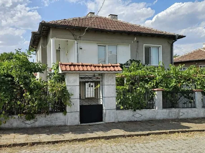 Mieszkanie 4 pokoi 144 m² Dyulevo, Bułgaria