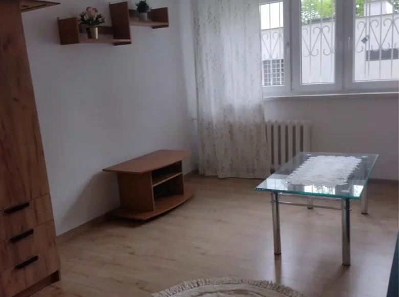 2 room apartment 39 m² in Warsaw, Poland