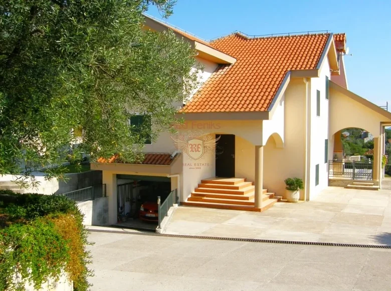 Dom 4 pokoi 350 m² Kavac, Czarnogóra