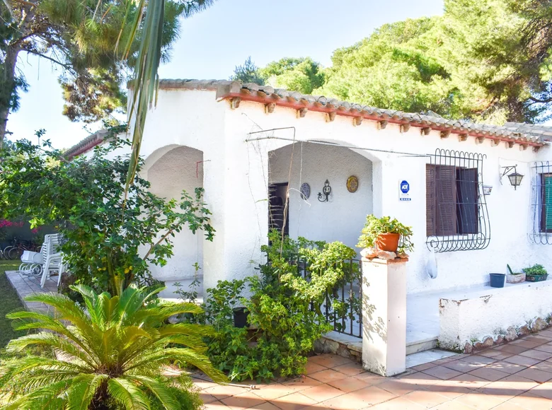 4-Schlafzimmer-Villa 150 m² Orihuela, Spanien