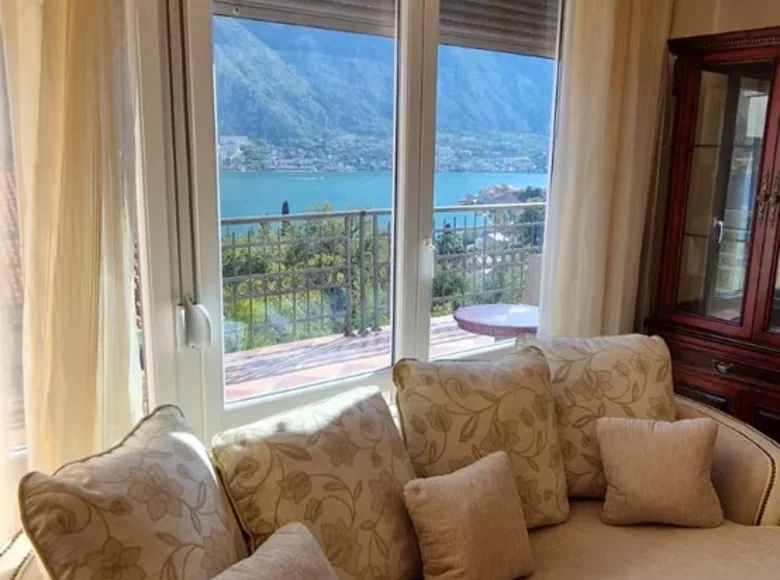 Apartamento 5 habitaciones 97 m² Prcanj, Montenegro