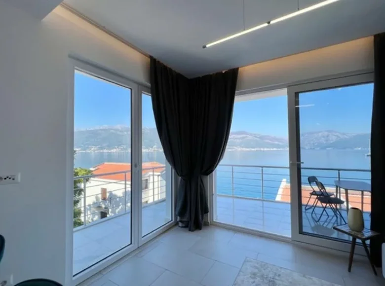 Wohnung 1 Schlafzimmer 62 m² Krasici, Montenegro