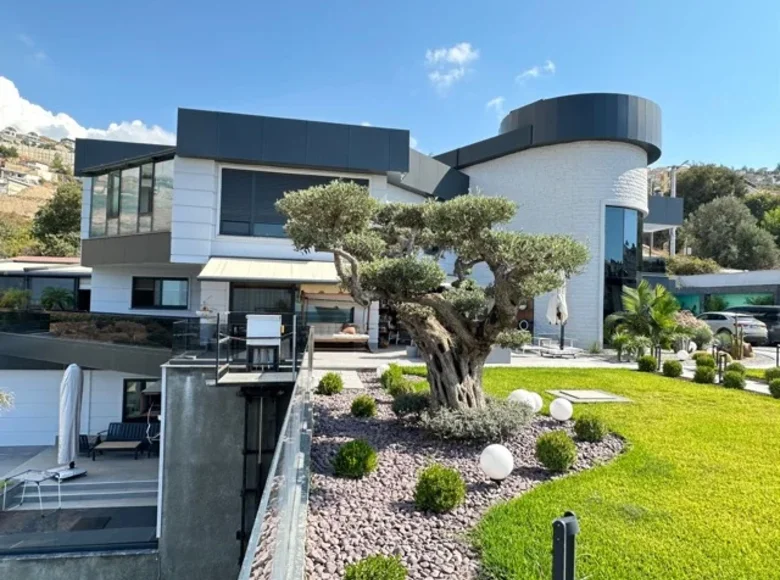 Dom 5 pokojów 400 m² Mediterranean Region, Turcja