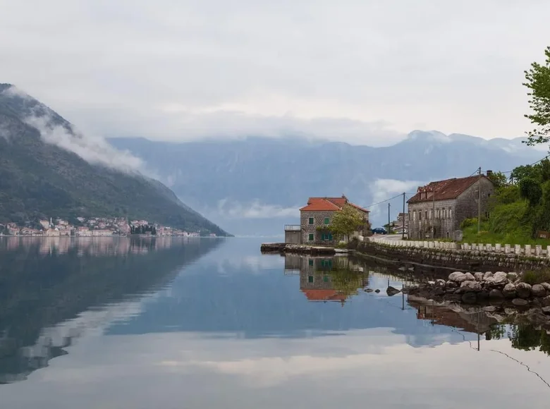 Grundstück  Kostanjica, Montenegro