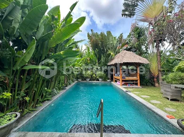 3-Schlafzimmer-Villa  Tibubeneng, Indonesien