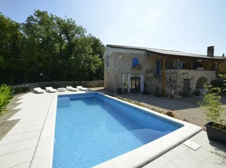 Villa de tres dormitorios 150 m² Mjesni odbor Poganka - Sveti Anton, Croacia