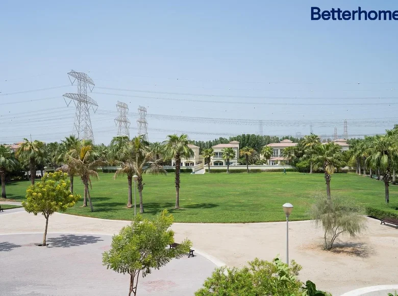 Mieszkanie 1 pokój 828 m² Dubaj, Emiraty Arabskie