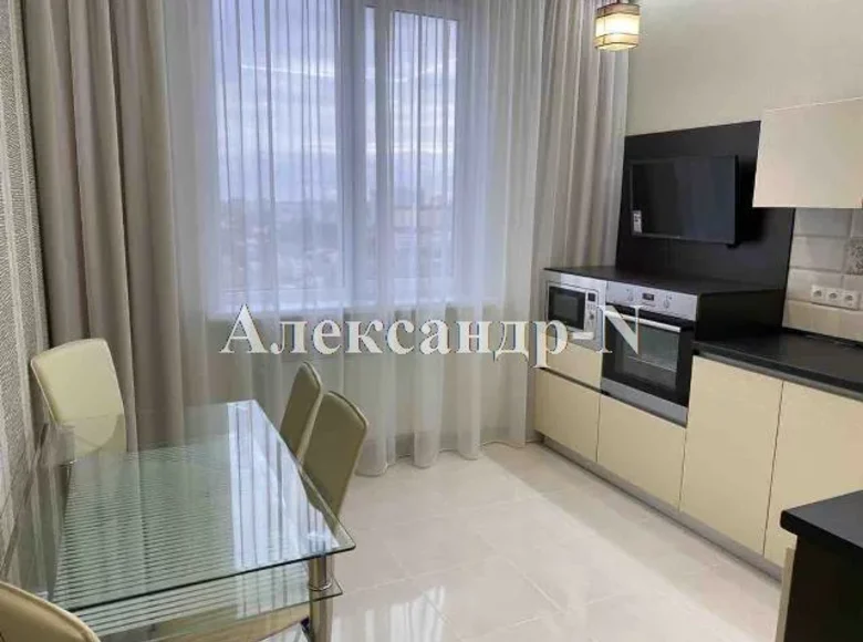 Mieszkanie 2 pokoi 61 m² Odessa, Ukraina