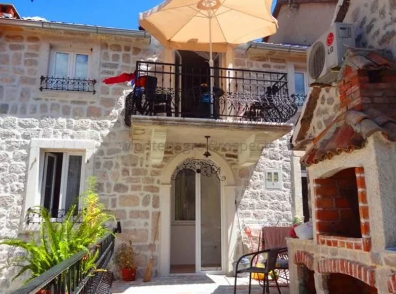 Casa 3 habitaciones 168 m² Bijela, Montenegro