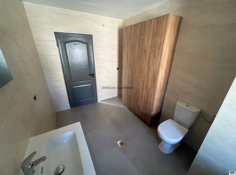 Квартира 4 комнаты 95 м² Шиофок, Венгрия