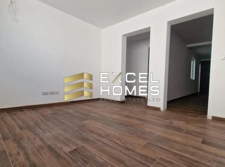 3 bedroom apartment  Santa Venera, Malta