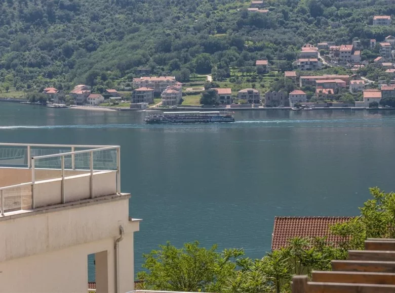 Apartamento 73 m² Dobrota, Montenegro