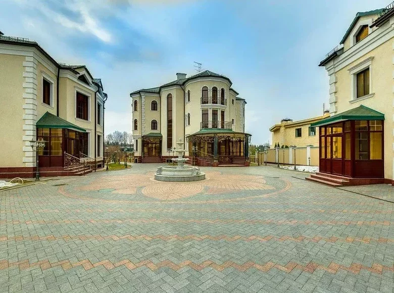 Casa 8 habitaciones 1 504 m² Distrito federal Central, Rusia