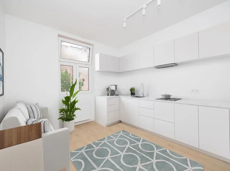 1 room apartment 16 m² Warsaw, Poland
