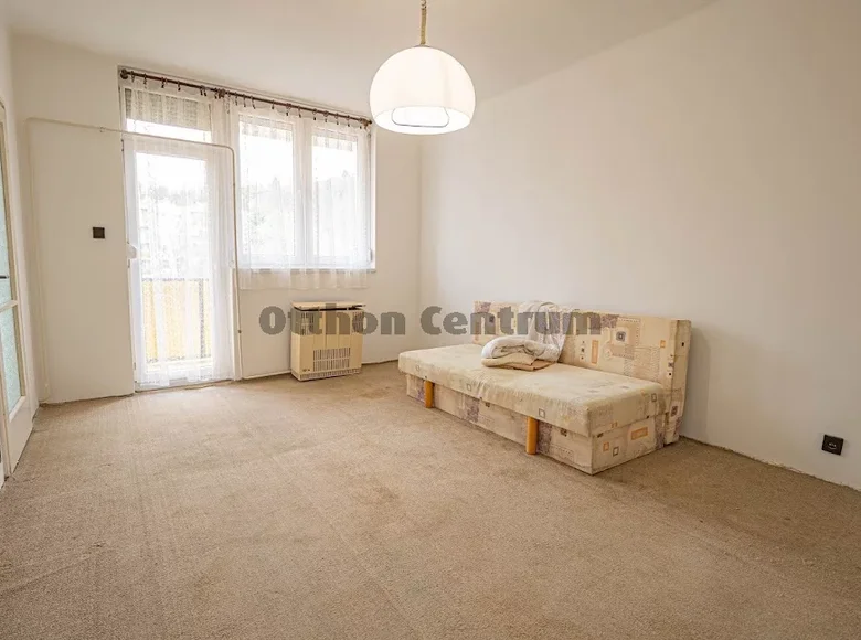 Mieszkanie 3 pokoi 58 m² Szekszardi jaras, Węgry