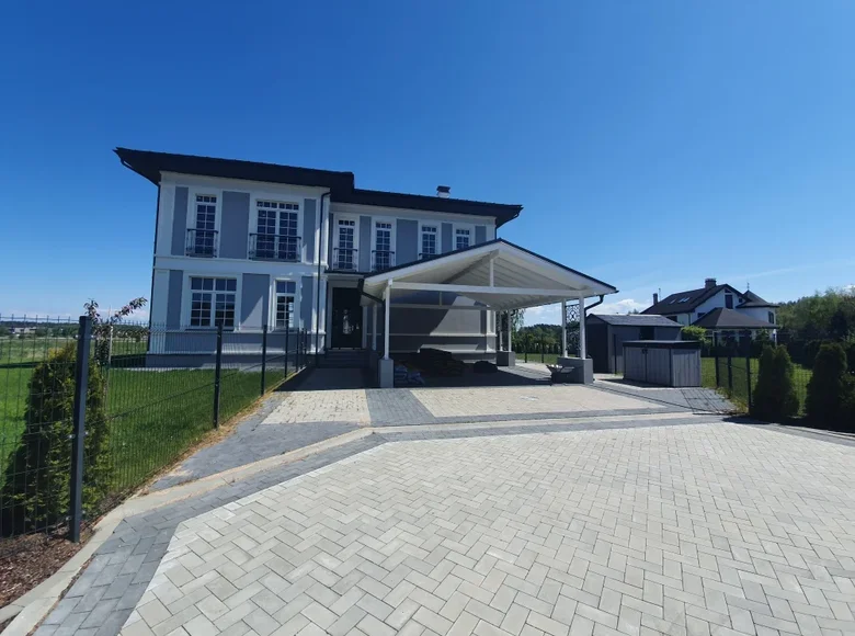 4 bedroom Villa 223 m² Pinki, Latvia