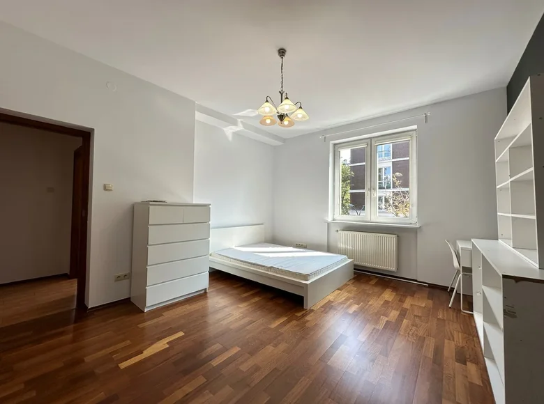 Wohnung 2 zimmer 61 m² in Warschau, Polen