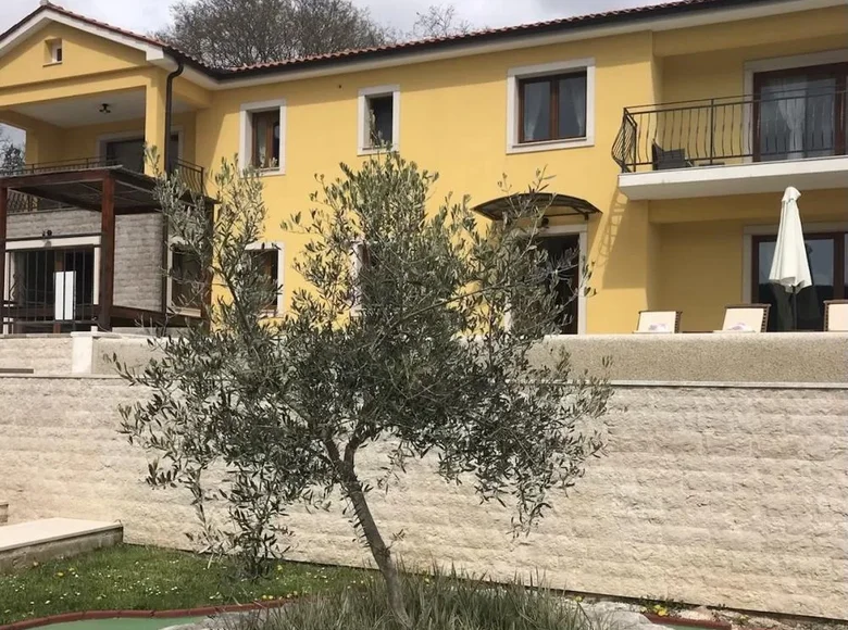 Villa de tres dormitorios 240 m² Opatija, Croacia