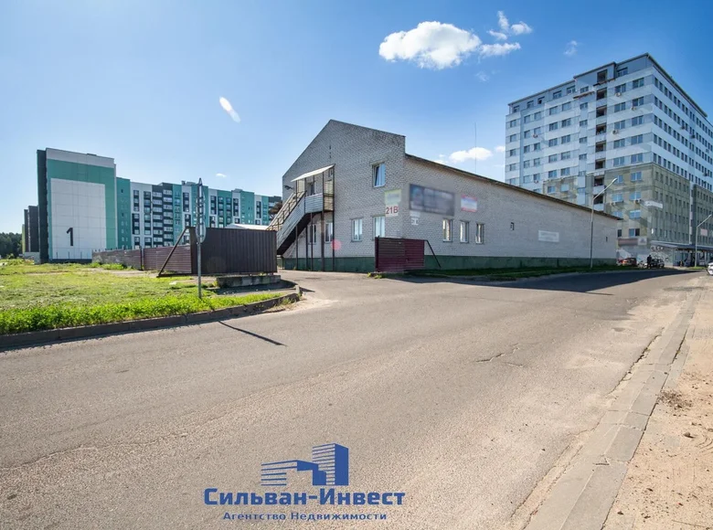 Bureau 1 087 m² à Barawliany, Bélarus